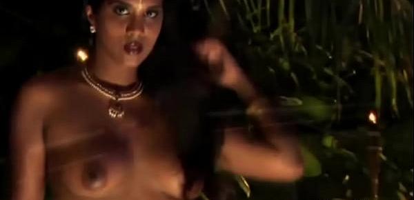  Relaxing Her Seduction With Indian Sexiness Moment